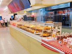 -红星前进面包牛奶公司(君太店)