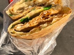 -正宗杂粮煎饼香软鸡蛋饼