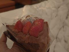 -东荟城名店仓