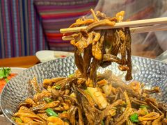 -雀舞云南菜(天津天河城购物中心店)