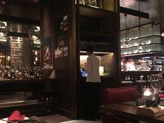 -恰餐厅及酒吧 CHAR Bar & Grill (北京丽都皇冠假日店)