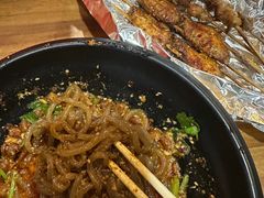 -万记麻辣烫国展总店