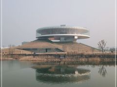 -郑东新区龙湖公共艺术中心