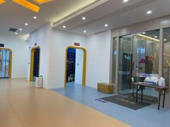 -戊辰亲子游泳俱乐部