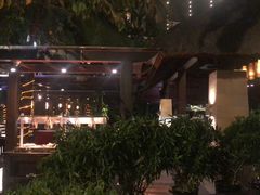 -三亚湾海居铂尔曼度假酒店