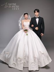 -雅云婚纱摄影工作室旗舰店