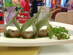 -刘姐啤酒鱼民族演艺餐厅(西街总店)