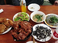 -宝瑞门钉肉饼店