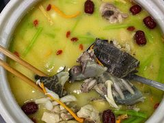 甲鱼鲍鱼土鸡汤-金龙·打边炉(武进路店)