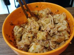 -继红顺河抄手名小吃