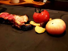 -恰餐厅及酒吧 CHAR Bar & Grill (北京丽都皇冠假日店)