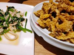椒盐蘑菇-秦香阁·西北家常菜(徐汇日月光中心店)