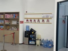 -i2青少儿英语(爱加星悦荟店)