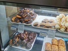 -上海哈尔滨食品厂(汇联商厦店)