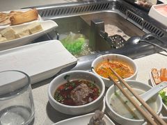 -海底捞火锅鲜切牛肉主题店(长寿路店)