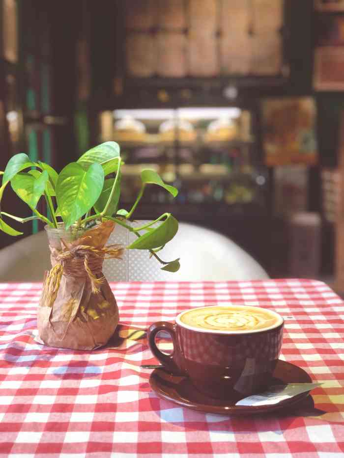 行者咖啡馆-"行者咖啡店已经来给几次了,是个闲聊,谈事.