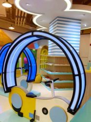 -多多淘儿童体验中心(重庆来福士店)