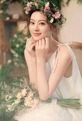 -蒙太奇婚纱摄影(万达店)