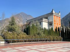 -四川汶川特大地震漩口中学遗址
