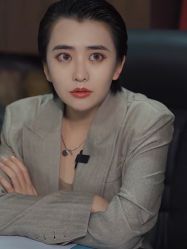 -苏豪路易士·嘉玛发廊