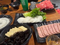 -呷哺呷哺(普陀乐购真北店)