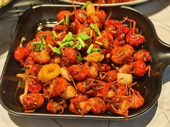 -巴厘龙虾·榜首油焖大虾(音乐学院·沿江酒馆店)