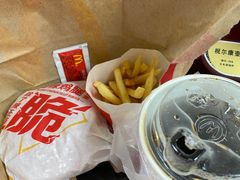 -麦当劳(中唱大厦店)