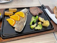 烤海鲈鱼·牛排拼盘-必胜客(仁恒店)