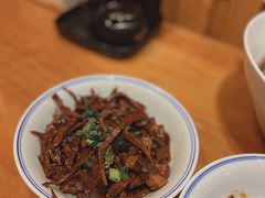 二寸笋尖烤肉-君东记本帮面馆(天钥桥路店)