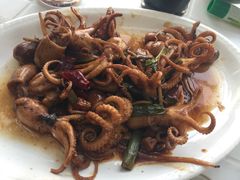 -胖大嫂渔家排档(半边山店)