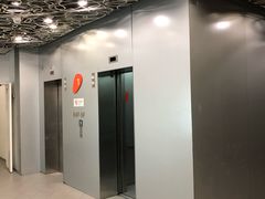 -三里屯SOHO-地下停车场