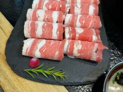 -鹿鸣山草本茶香火锅(园西路店)