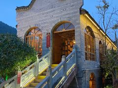 -楠柏弯休闲山庄(梨花溪店)
