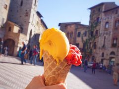 -Gelateria Dondoli