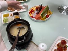 -皇城根·烤鸭·鱼头·家常菜(欧亚大观乐活城店)
