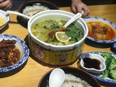 柠檬酸菜鱼-裕鼎鲜·新中菜(王府井店)