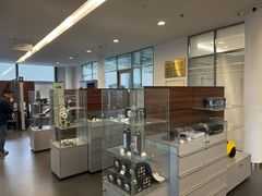 -上海可达汽车销售服务有限公司