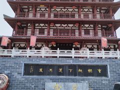 -曹操地下运兵道景区