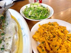 -品鲜村农家菜·阳澄湖大闸蟹(总店)