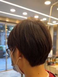 -蓝调造型·烫发·染发