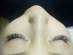 睫毛嫁接-光SPA科技美肤