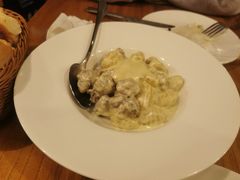 土豆面配香肠蓝乳酪酱-La Tavernetta(Bar à Vin)(乌鲁木齐路店)