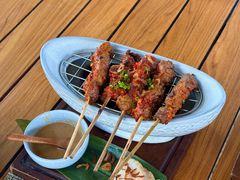 -三亚艾迪逊酒店·海滩烧烤 BARBACOA·现场乐队·浪漫晚餐·烧烤海鲜