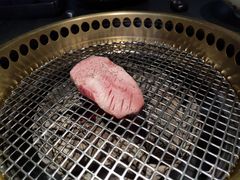 -铭牛烧肉·和牛海鲜自助(高新月牙湖店)