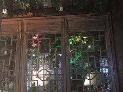 门面-哥老官重庆美蛙鱼头(西湖银泰十一哥店)