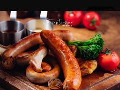 -九月里.自由花园餐厅