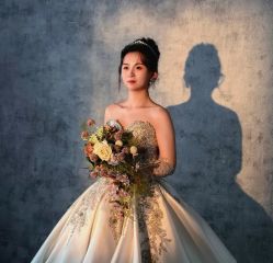 -雪中彩影婚纱摄影·微光艺术中心