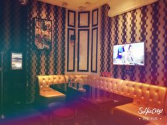 -皇马纯KTV·量贩·聚会(民治店)