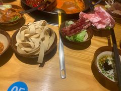 -乐闹闹重庆火鍋(民治店)
