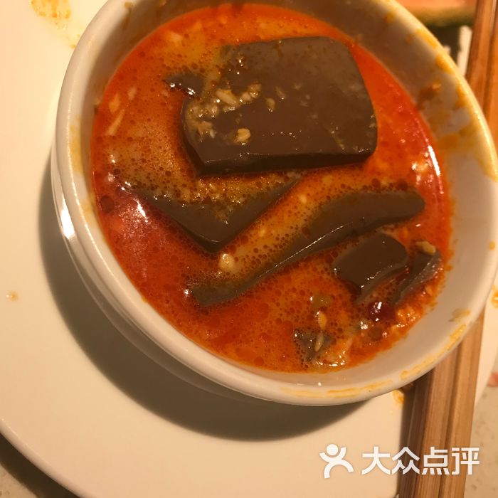 海底捞火锅特色鲜鸭血图片